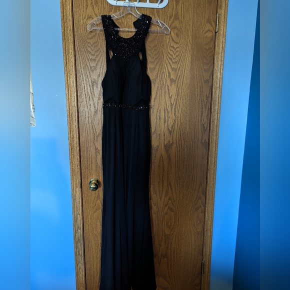 Lightly used Grad dress - Picture 1 of 3